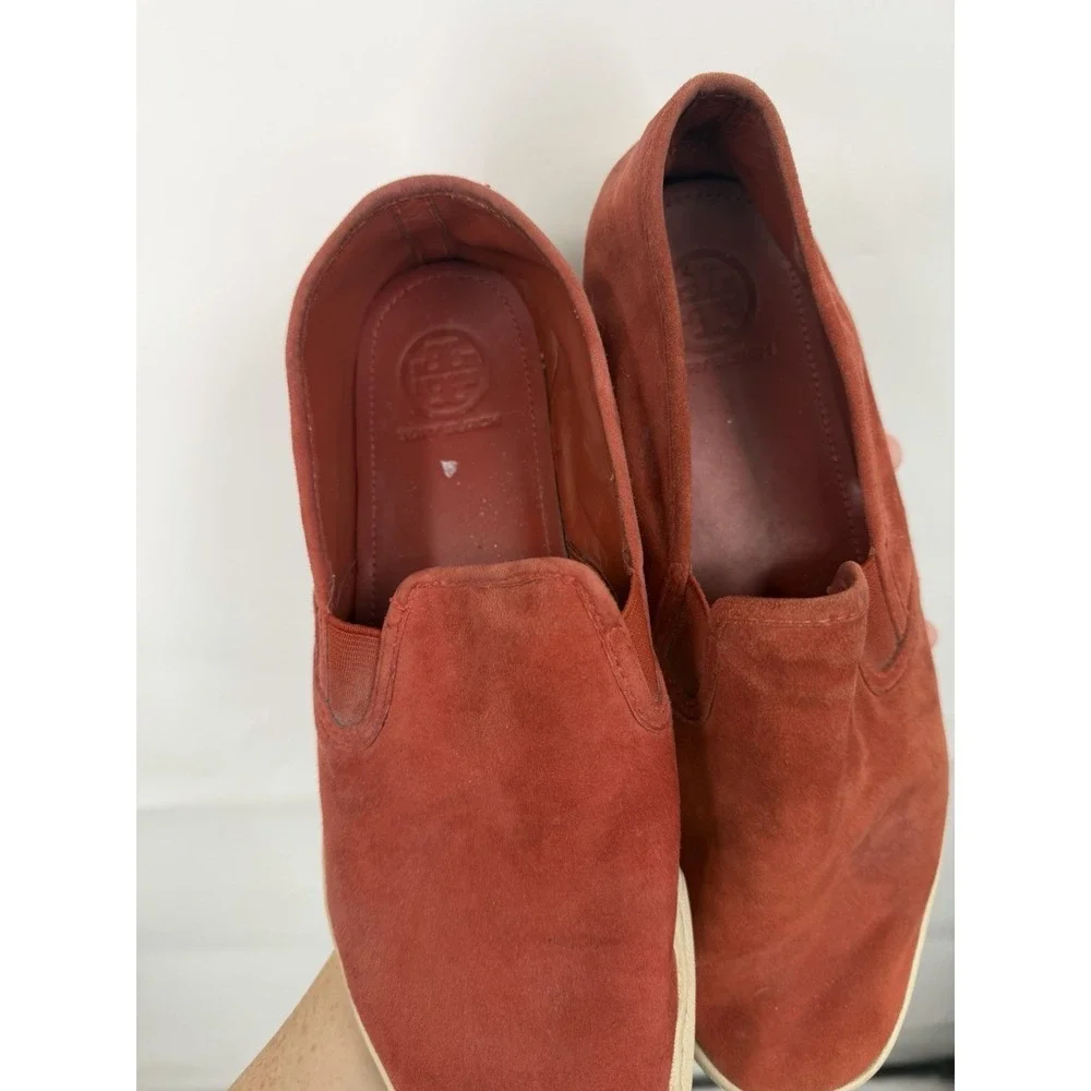 Tory Burch good pre
